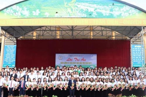 Trường THPT Chuyên Lê Quý Đôn - điểm sáng phong trào dạy và học ở Điện Biên