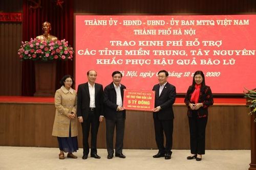 Hà Nội hỗ trợ 91 tỷ đồng cho 12 tỉnh khắc phục thiệt hại mưa lũ