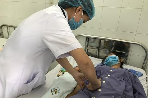 Phẫu thuật thành công lấy khối u xơ hơn 0,5kg và thai nhi trong tử cung của sản phụ