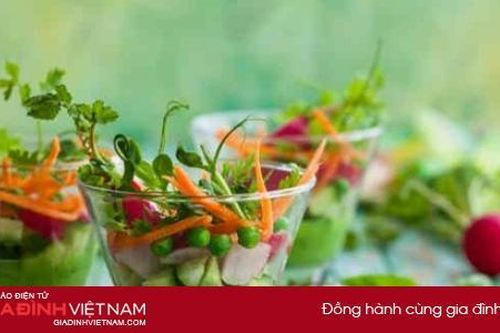 7 thực phẩm dù ngon cũng không nên ăn sống