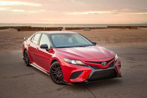 Top 10 xe sedan thể thao Nhật Bản tốt nhất năm 2020: Toyota Camry TRD góp mặt
