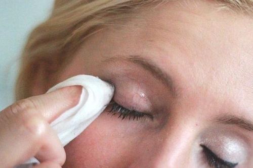 Điều trị viêm kết mạc do virus cần lưu ý gì? Viêm kết mạc do virus bao lâu thì khỏi?