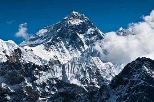 Đỉnh Everest chính thức có độ cao mới