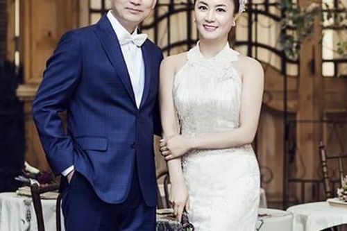Chị cả 'Những nàng công chúa nổi tiếng' ly hôn lần 3