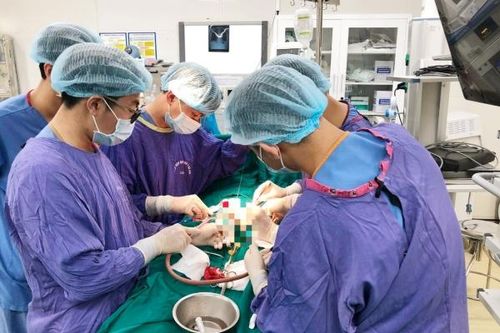 Người đàn ông tự bẻ gãy dương vật vì lý do không ngờ