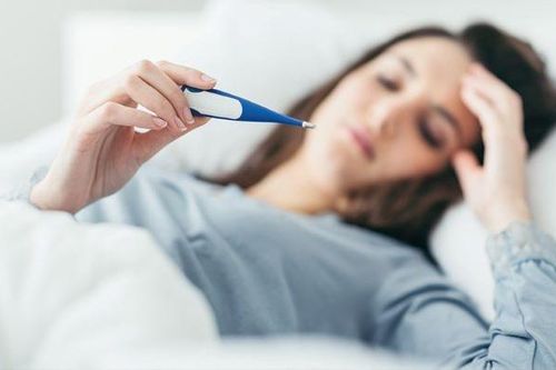 Thứ tự các triệu chứng có thể giúp phân biệt COVID-19 với cúm