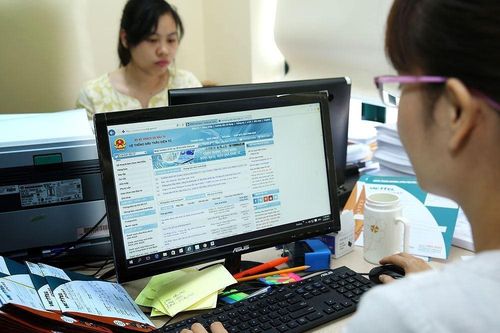 Gói thầu chia nhiều phần không đấu thầu qua mạng
