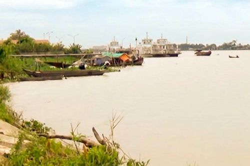 Tìm thấy thi thể nam sinh trường chuyên nghi tự tử ở Đồng Tháp