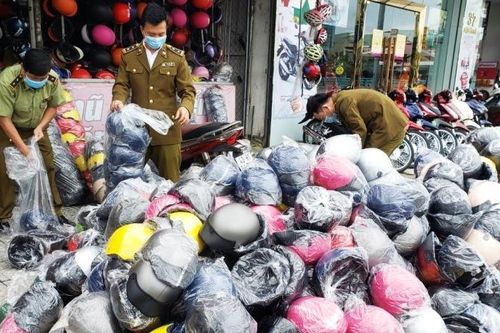 Kiểm tra ra mũ 'nhái'