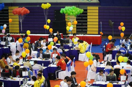 700 sinh viên tranh tài OLP'20 và ICPC Asia Can Tho 2020