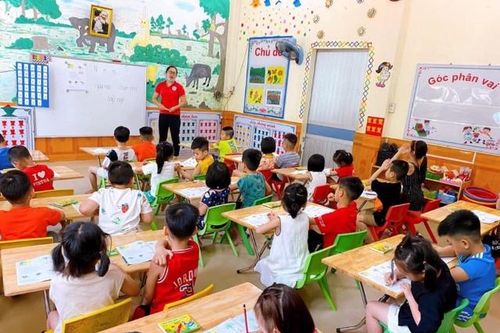 Nhiều rào cản với giáo dục sớm