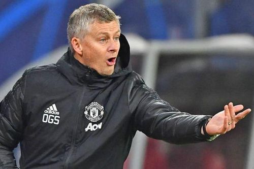 MU phản ứng Solskjaer, Wenger cản PSG mua Messi