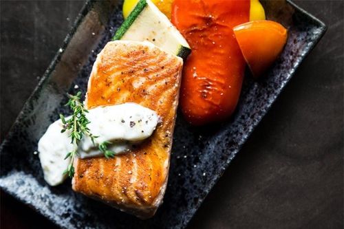 Đẩy lùi chứng mất ngủ nhờ những loại thực phẩm này