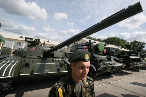 Quân đội Ukraine có kế hoạch vận hành xe tăng T-64 trong 25 năm nữa