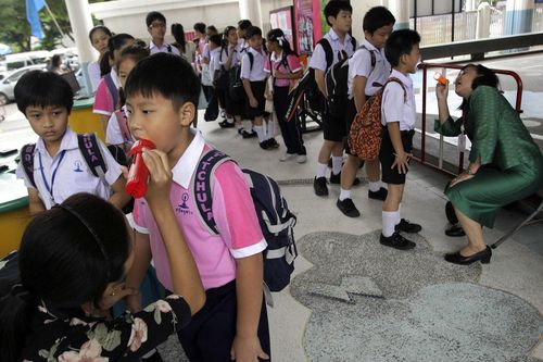 Bệnh tay chân miệng ở trẻ em và cách phòng tránh nguy cơ lây nhiễm tại trường học