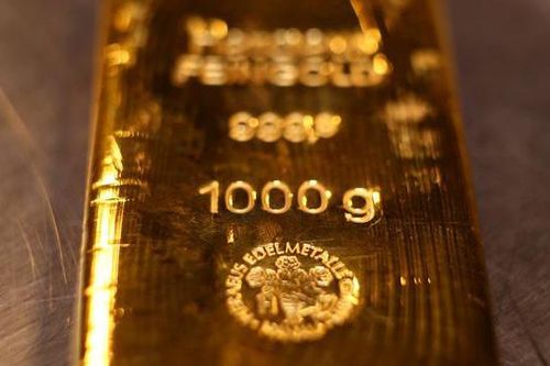 Các quỹ ETF xả mạnh vàng, sau khi mua ồ ạt từ đầu năm