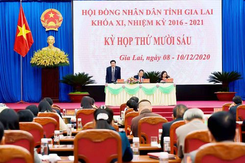 Ngày làm việc thứ ba kỳ họp thứ 16 HĐND tỉnh khóa XI: Giải quyết nhiều vấn đề còn vướng mắc