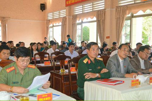 Lâm Hà: Tập huấn Luật Dân quân tự vệ và Luật Lực lượng dự bị động viên