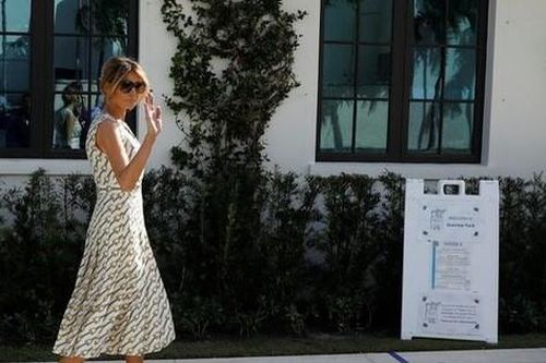 Đệ nhất Phu nhân Tổng thống Mỹ Melania Trump đang làm gì tại Nhà Trắng?
