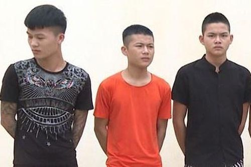 12 người hỗn chiến do mâu thuẫn ở quán karaoke