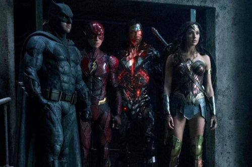 Đạo diễn 'Wonder Woman' chỉ trích 'Justice League'