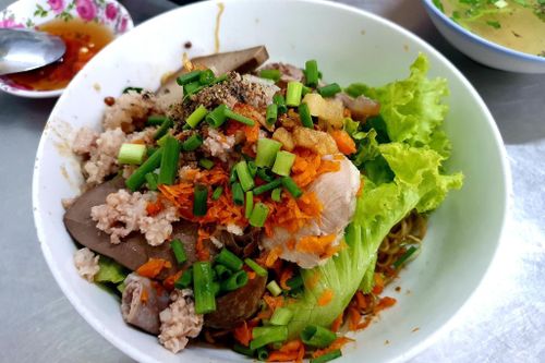 Địa chỉ thưởng thức hủ tiếu quận 4