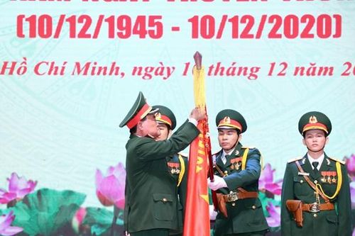 Quân khu 7 đón nhận Huân chương Bảo vệ Tổ quốc hạng Nhất