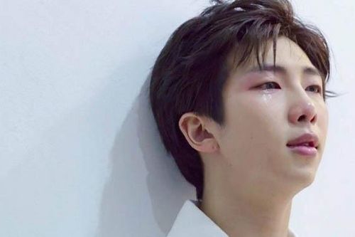 RM BTS 'tổng kết' những chuyện đau lòng trong năm 2020