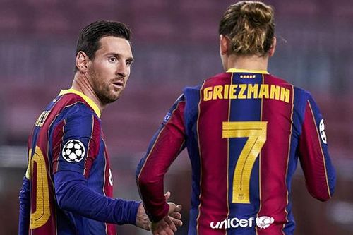 Phòng thay đồ Barcelona 'náo loạn' vì Messi