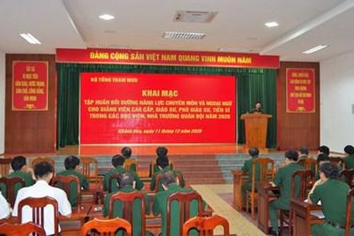 Khai giảng lớp bồi dưỡng chuyên môn và ngoại ngữ cho cán bộ, giảng viên học viện, nhà trường Quân đội năm 2020