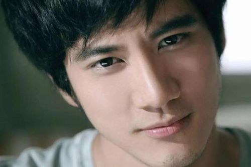 Đừng nên để người đàn ông của bạn một mình vào thời điểm này