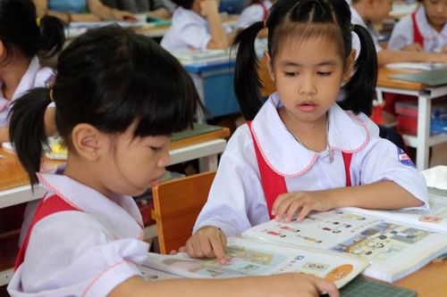 Đổi mới giáo dục: Chuyển từ dạy học sinh biết cái gì sang biết làm gì