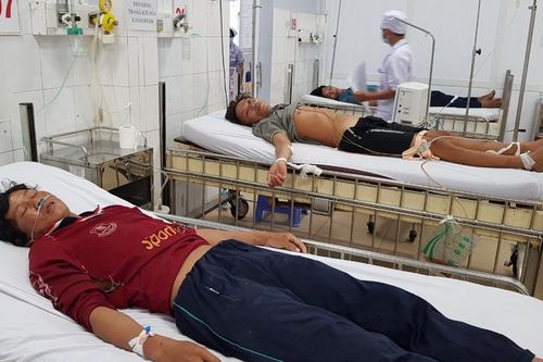 Kiên Giang: Cứu sống 4 ngư dân bị ngạt khí hầm cá