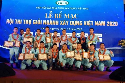 10 bàn tay vàng Eurowindow được vinh danh tại Hội thi thợ giỏi ngành Xây dựng năm 2020