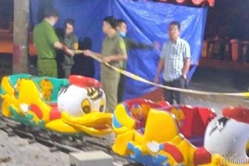 Bé trai tử vong trong khu vui chơi