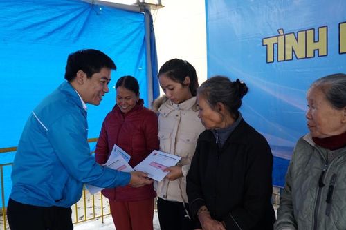 TT-Huế ra quân 'Tình nguyện mùa Đông' năm 2020