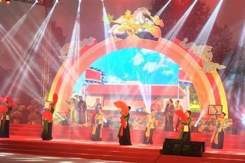 Kỷ niệm 10 năm Hội Gióng được UNESCO ghi danh là di sản nhân loại