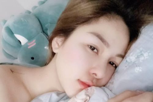 Chán diện bikini, hotgirl Trâm Anh khoe ảnh 'giường chiếu' nóng bỏng 'đốn tim' dân mạng