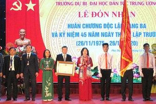 Trường Dự bị Đại học Dân tộc Trung ương: Đón nhận Huân chương Độc lập hạng Ba và kỷ niệm 45 năm ngày thành lập