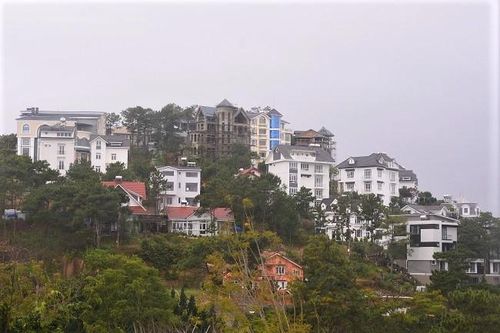 Khu du lịch Nam Hồ xây dựng công trình trái phép