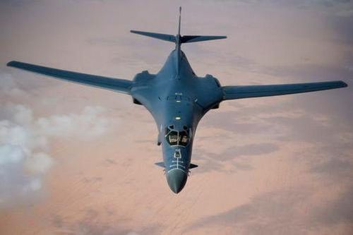 Mỹ gây sốc khi loại biên cùng lúc 17 oanh tạc cơ siêu thanh B-1B Lancer