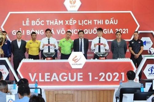 V-League 2021: Căng thẳng ngay từ vạch xuất phát