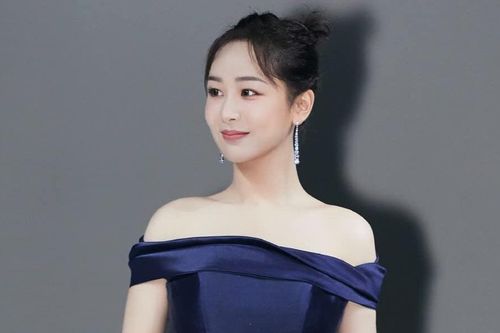 Ảnh chưa chỉnh sửa khiến Dương Tử bị chê kém sắc