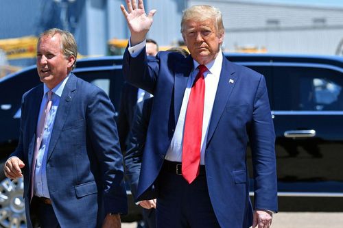 Phe ông Trump bất ngờ nhận tin tích cực từ Tòa án Tối cao Wisconsin