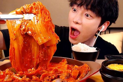 Quá trình sản xuất kim chi của người Hàn Quốc