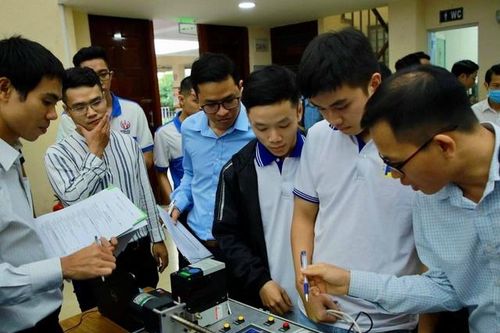 Làm gì để cải thiện vị trí đại học Việt Nam trên bảng xếp hạng QS Châu Á?