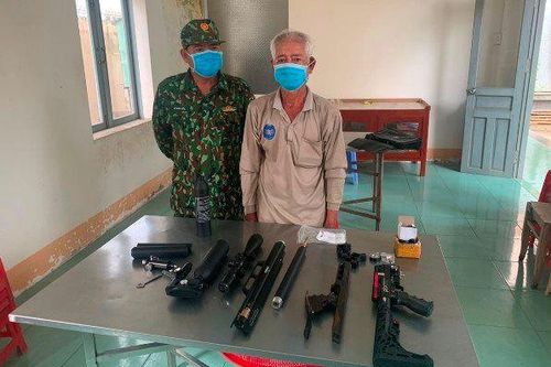 An Giang: Bắt tạm giam cụ ông 73 tuổi vận chuyển súng trái phép qua biên giới