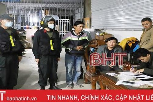 Triệt phá đường dây lô đề liên tỉnh Hà Tĩnh - Nghệ An, triệu tập, bắt giữ 25 đối tượng