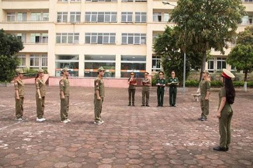 Dạy kiêm nhiệm môn giáo dục quốc phòng có được phụ cấp?
