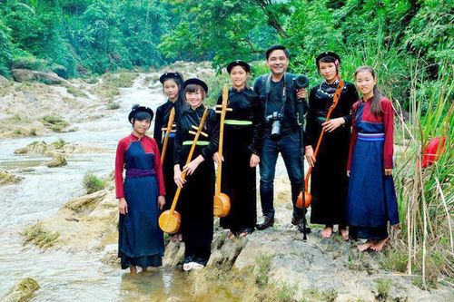 Văn hóa dân gian qua góc nhìn nhiếp ảnh